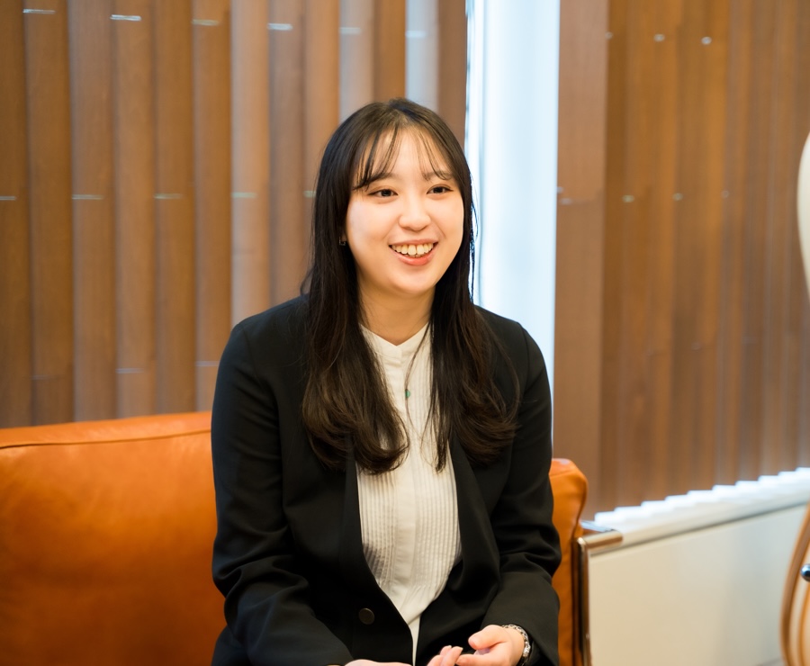 営業本部 第6アカウントグループ 久保 凛（2023年入社）