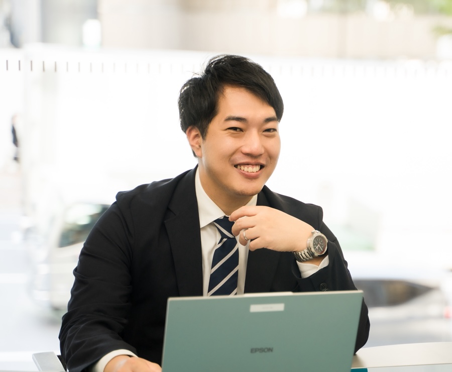 営業本部 第二アカウントグループ 藤田 歓喜（2016年入社）
